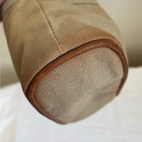 Hermes Pouch - Picture 6 of 12